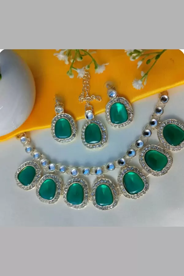 Artificial Necklace for Women